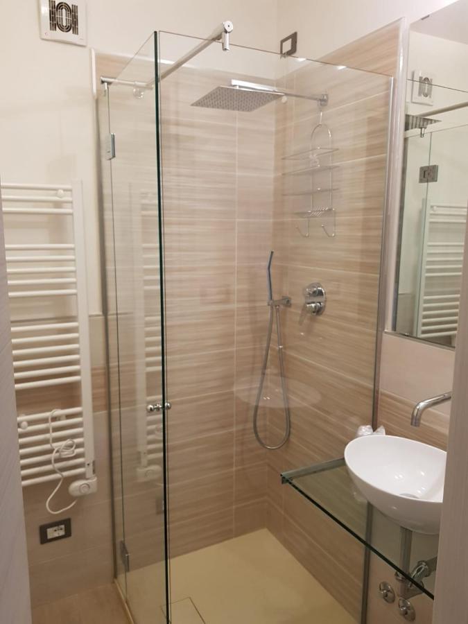 Brezza Marina Bed & Breakfast Marina Di Carrara Ngoại thất bức ảnh